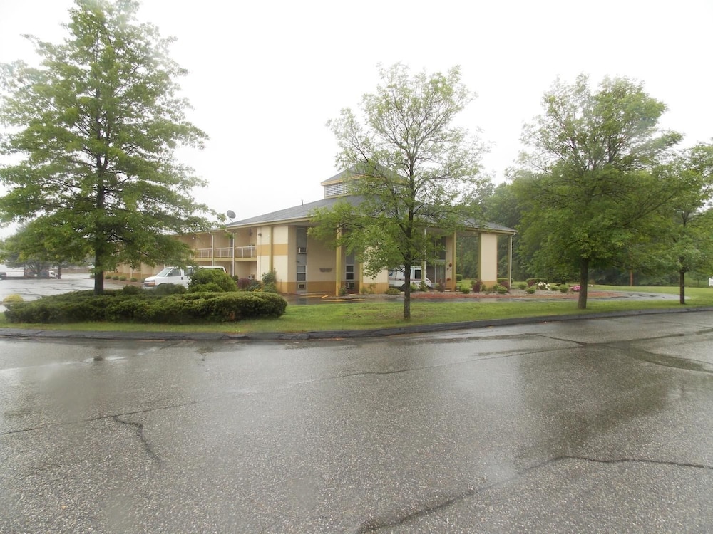 Center Street Value Inn