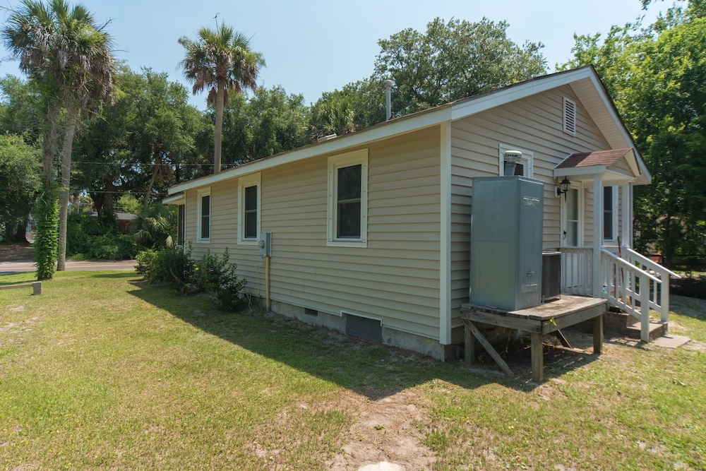 W Huron 110 2 Bedroom Holiday Home By My Ocean Rentals