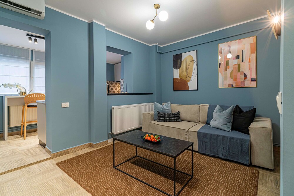 Celestial Azure Tranquil 1BR Piata Universitatii