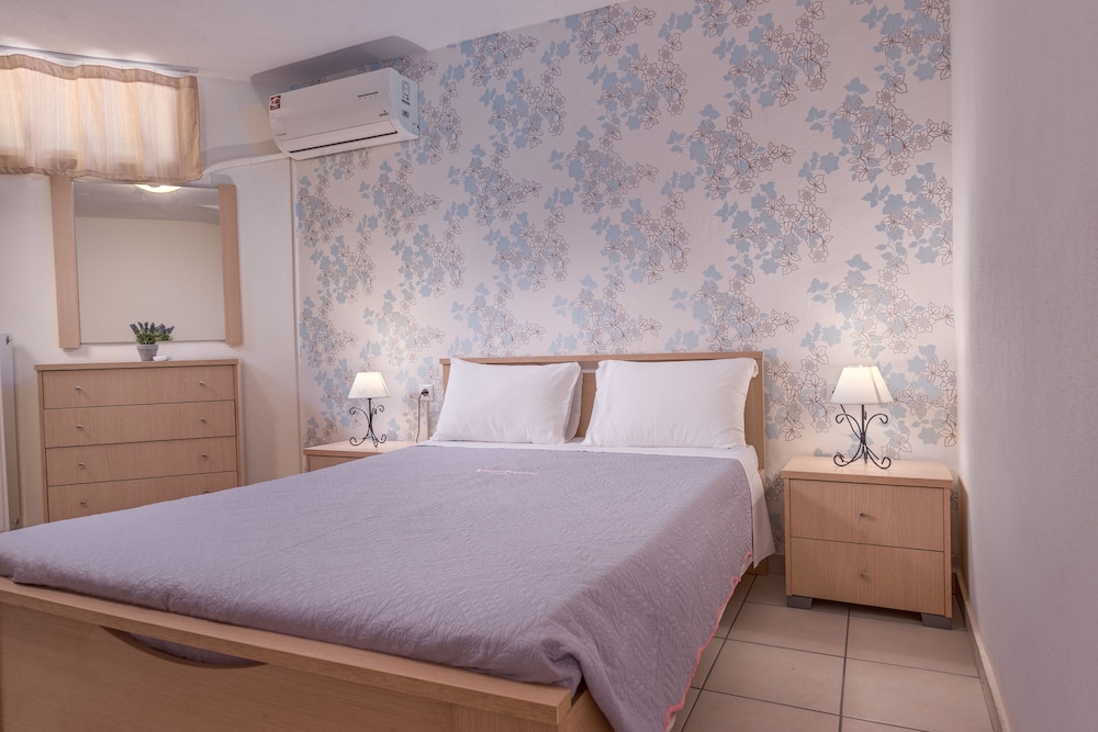 Villas F & B Summer Collection - Aegean Residence