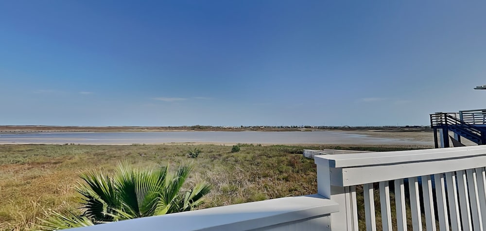 La Sirena by Silver Sands Vacation Rentals