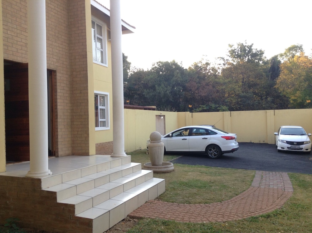 Photo 36