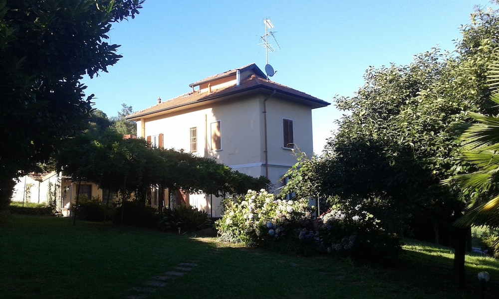 Swanlake Rooms