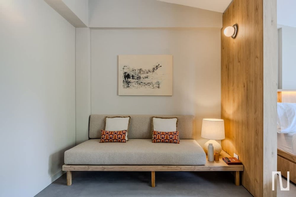NOK Stylish 3BR Apartment w Terrace in Zona Rosa