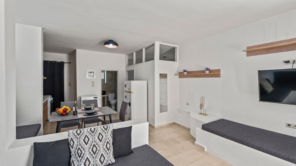 Seaside Gem Near Heraklion Villa Maro III Getaway