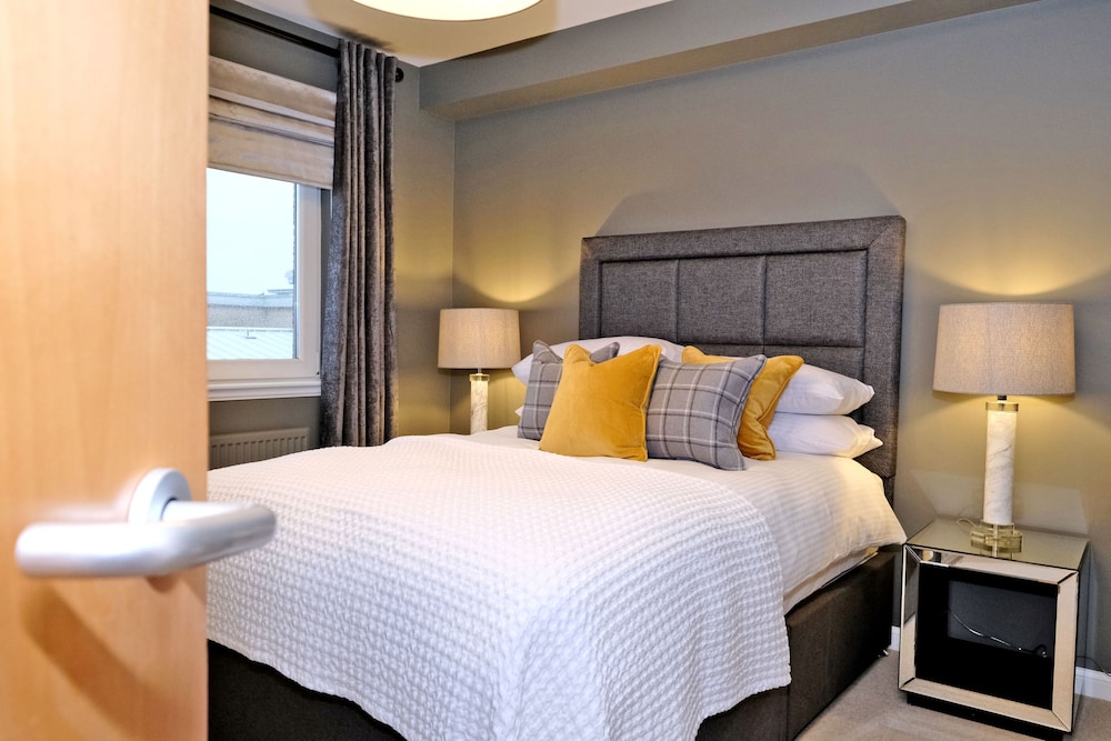 Scenic Aberdeen Home With sea Views view 2