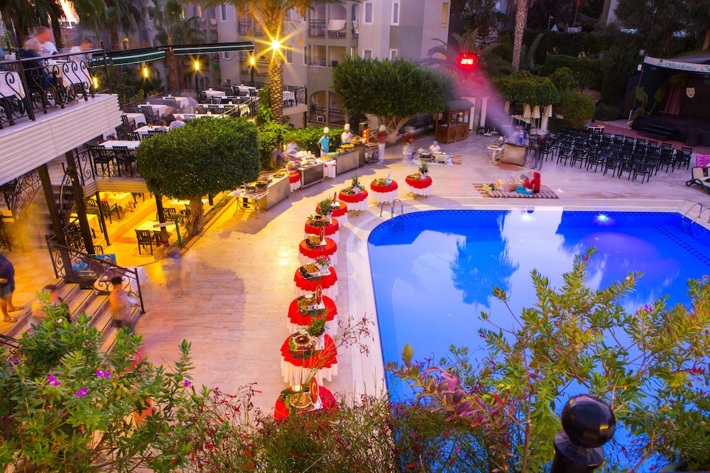 Gardenia Beach Hotel - All Inclusive