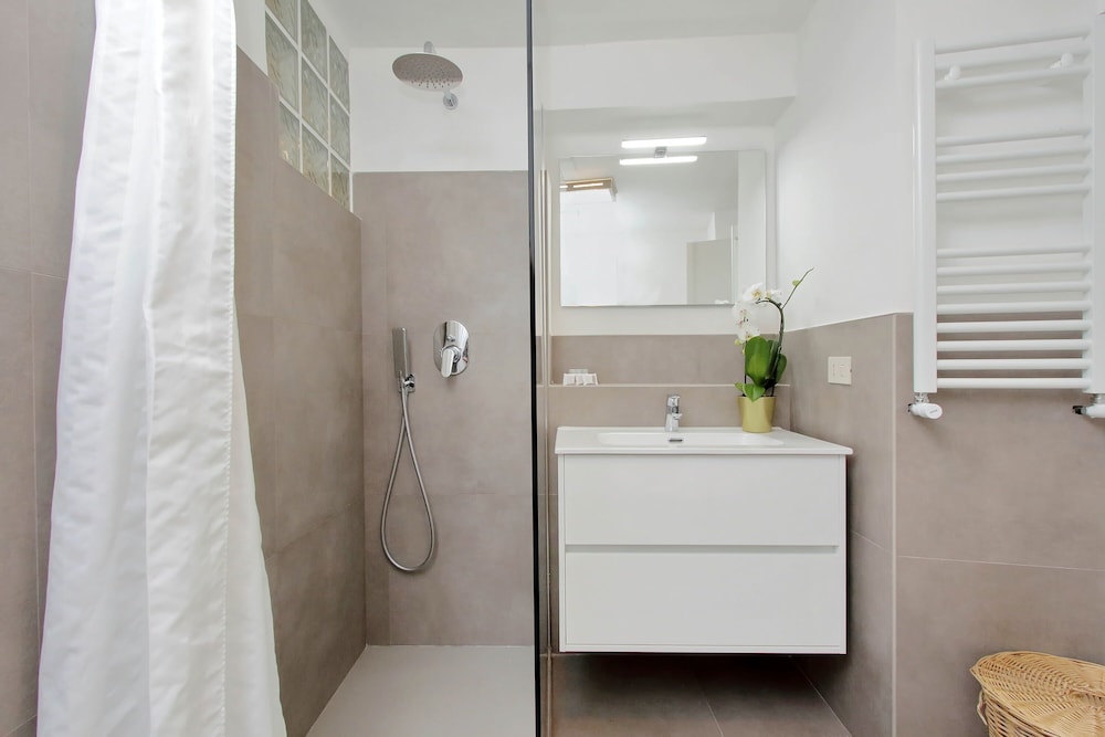 Croce - WR Apartments