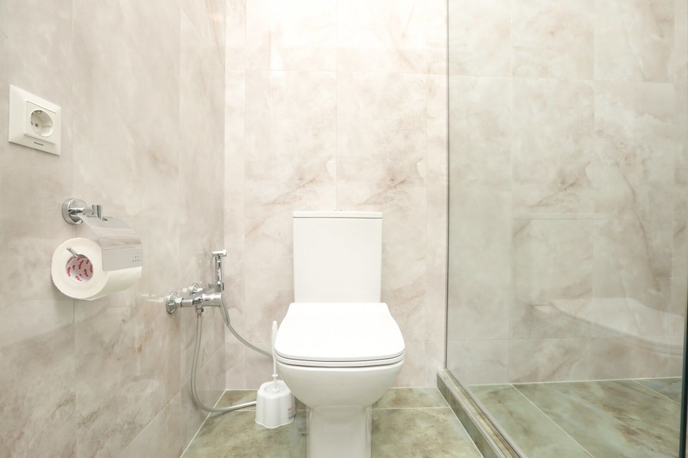 Stay inn on Amiryan 26/4