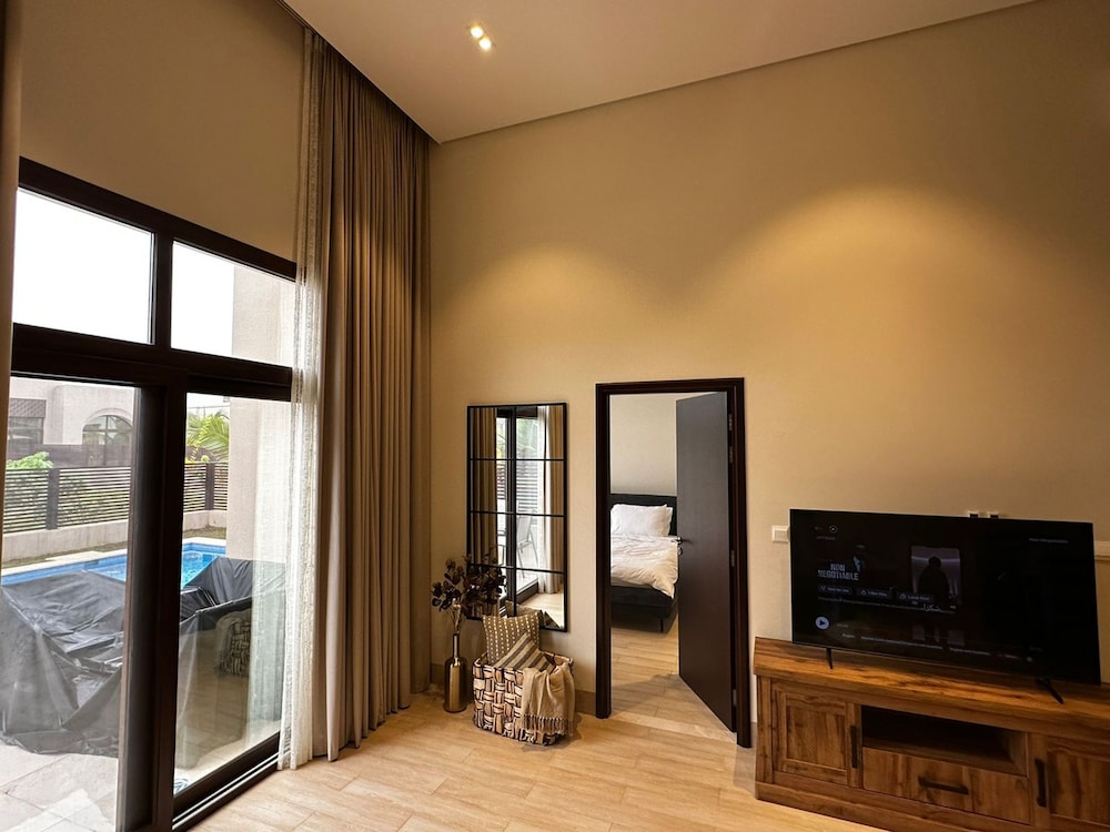 One-bedroom Escape With Scenic View