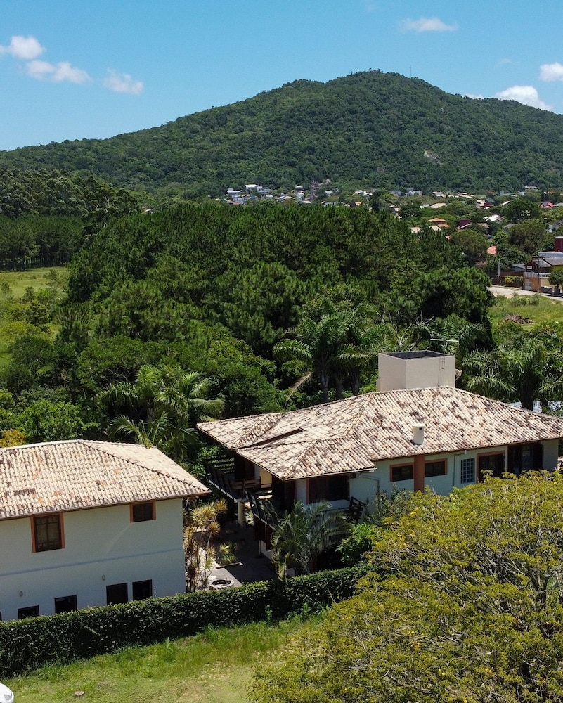 Bollté Praia Boutique Pousada - Campeche - SC