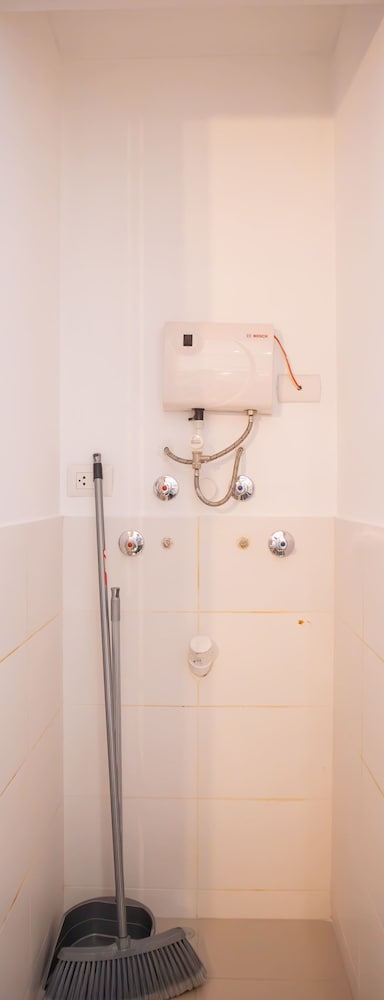 w Bright 1BR w Private Balcony in Barranco