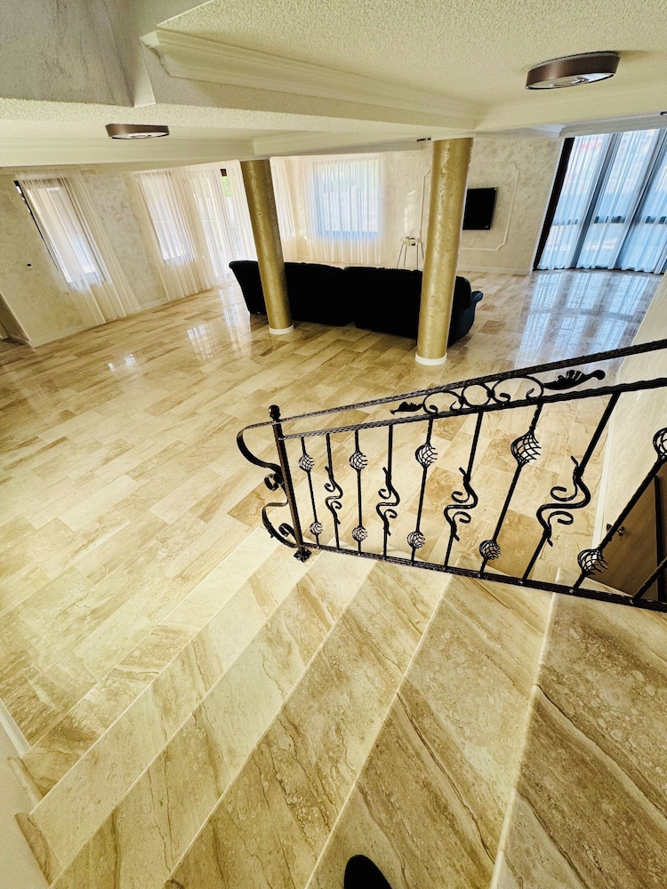 Roua Residence