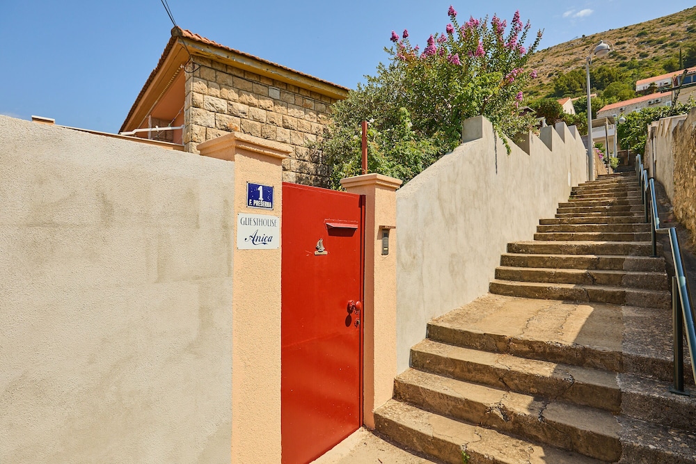 Guesthouse Anica