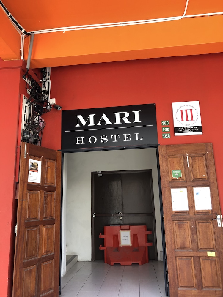 Mari Hostel