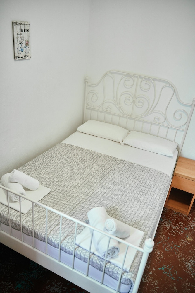 LOFT APART & HOSTAL Group