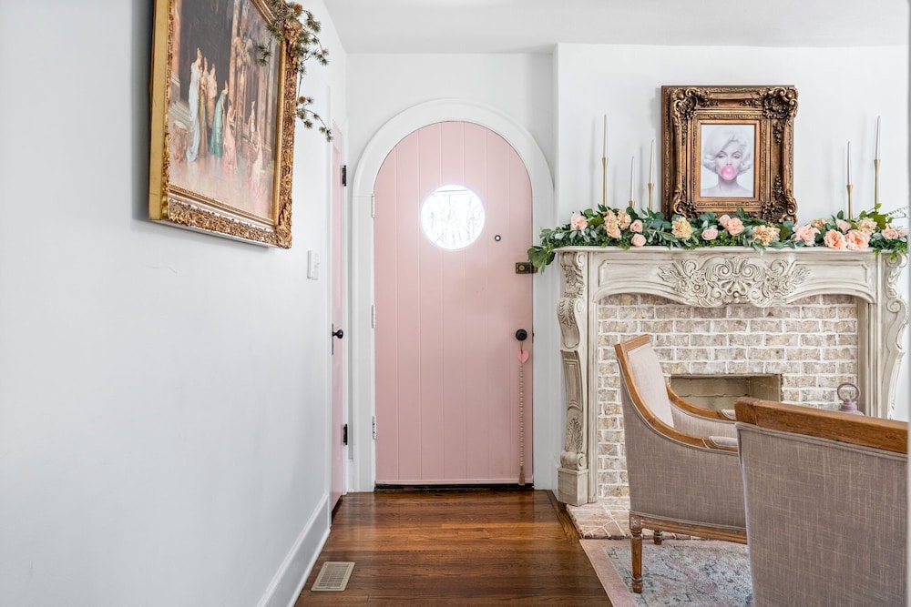 The Pink & Old Clarksville House