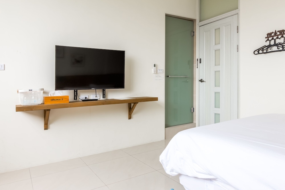 Cozy Green Guest House
