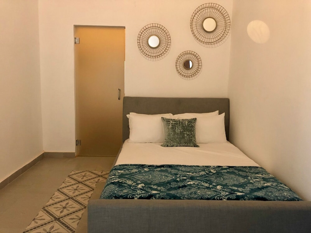 Modern Living in Old San Juan view 4