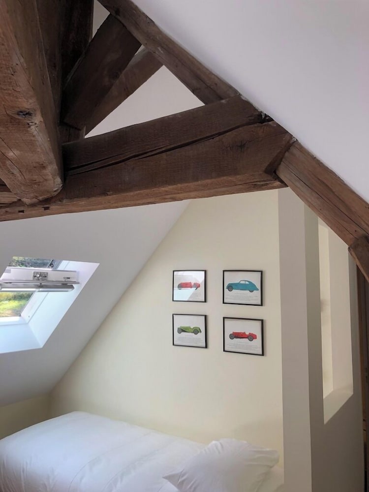Lyon Country House - Tour de Garde