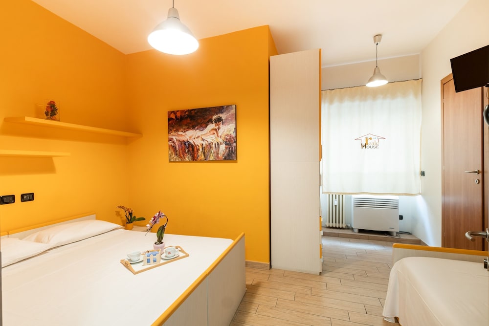 4bnb - Reale House Tulipano