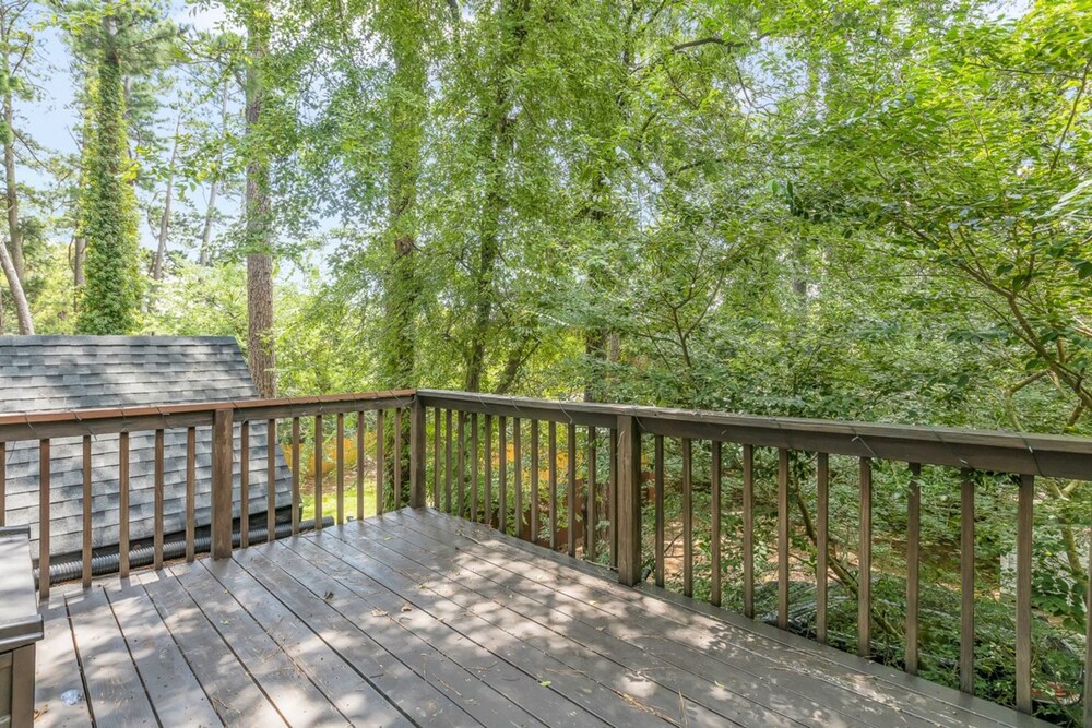 Charming LaVista bungalow view 2
