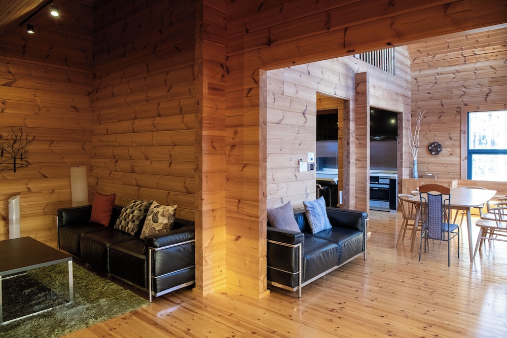 Wadano Woods Chalet