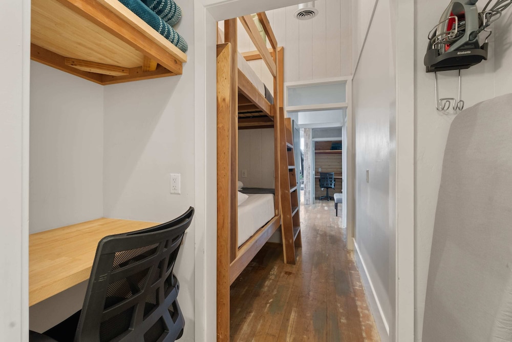 6BR Sanctuary