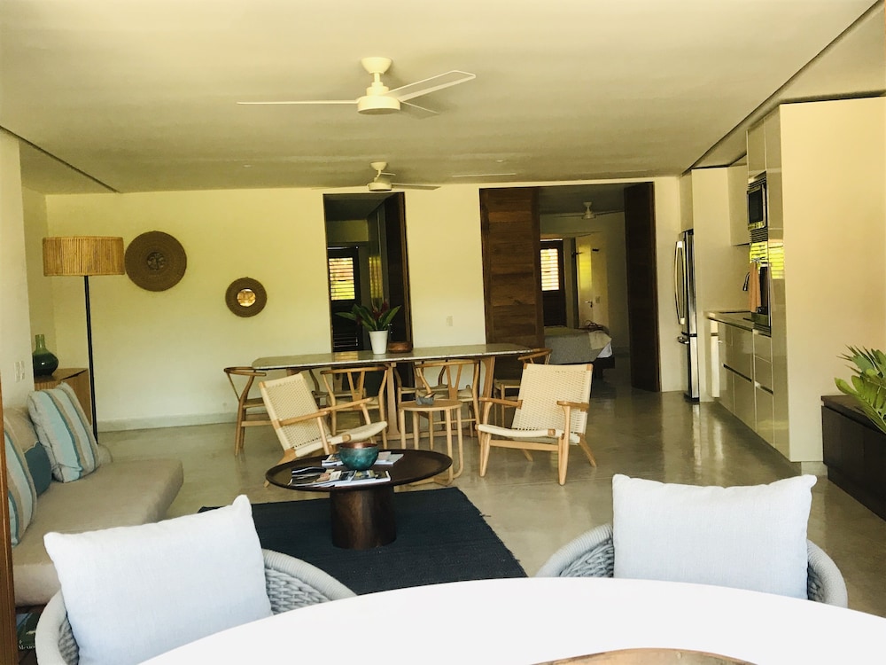 El Careyes Club & Residences