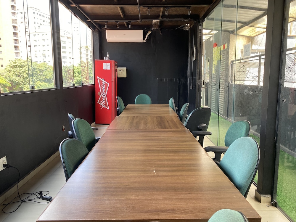 meeting & event spaces