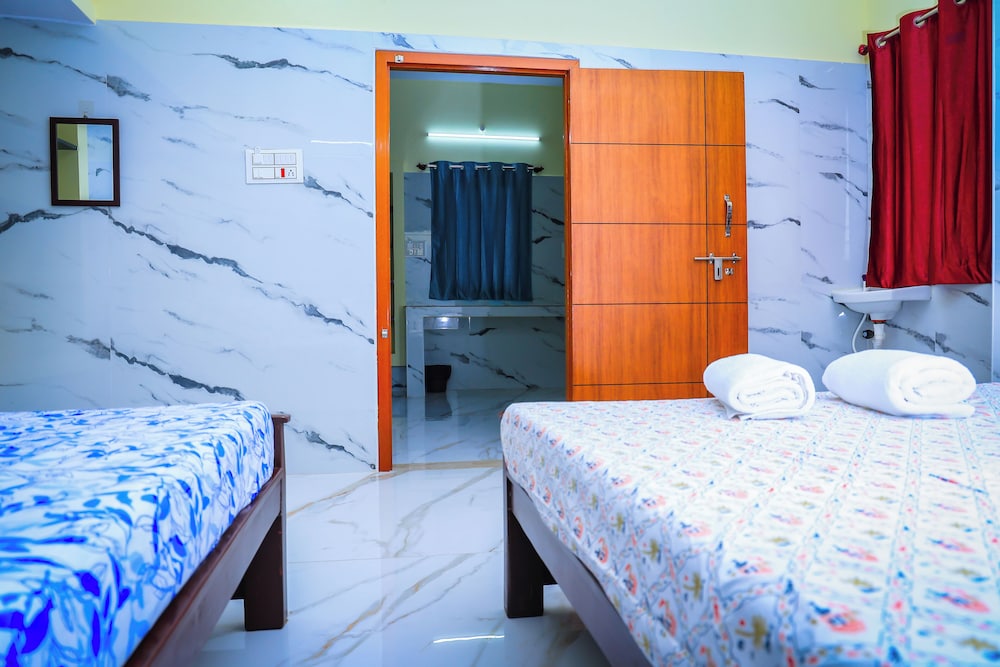RR RESIDENCY RANIPET