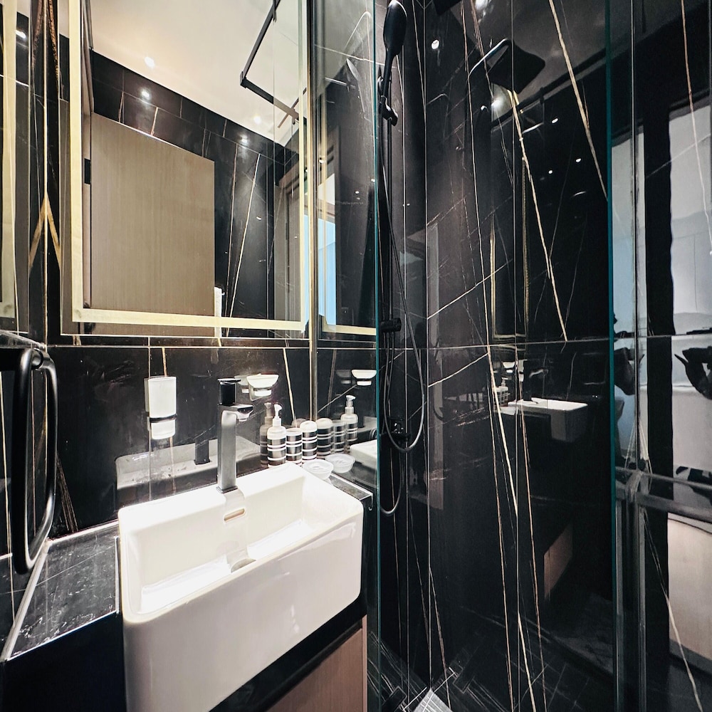 OYO HOME 1479 Premium 1-bed Apartment