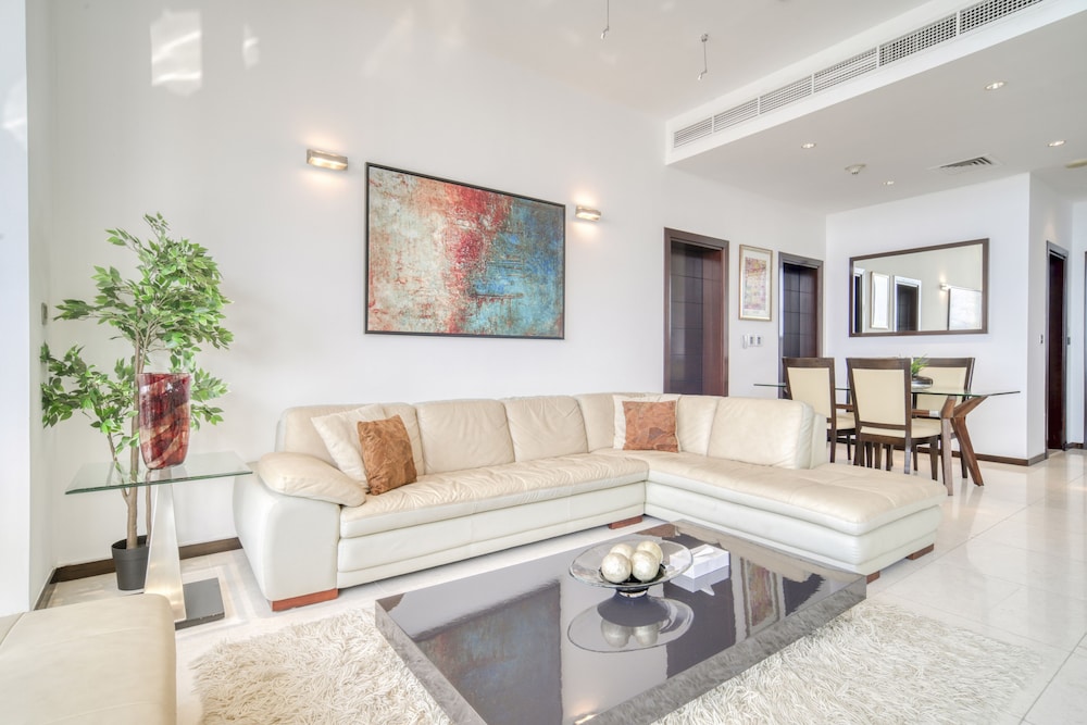 Tiara Residences - Mint Stay
