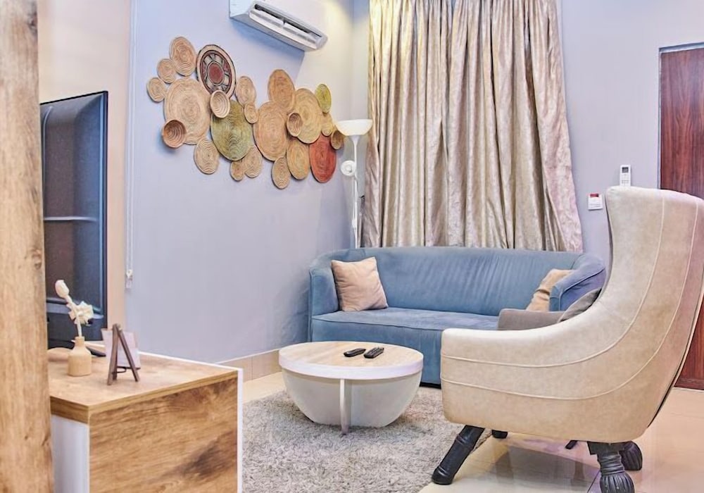 CASA Apartments and Suites