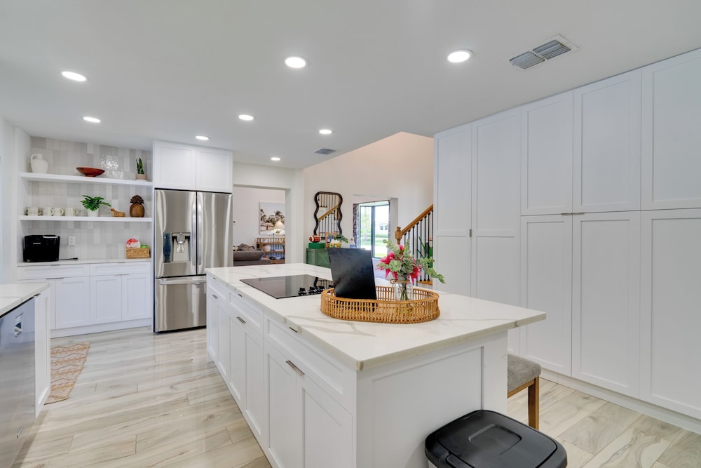 7 Mi Fort Myers Beach: Luxe 'mai Tai Villa'