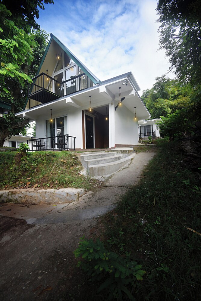 Trishuli Villa Resort