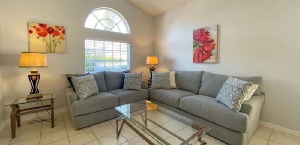 Spacious Villa-Pool&Game Room