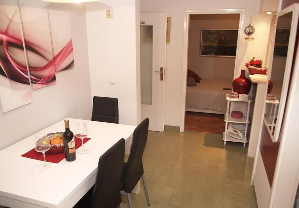 Vedro - 50 m From sea - 1- Red view 4