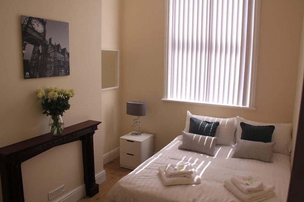 The Manchester St Petersgate - Sleeps up to 6 Close to Train Station Very Central view 5
