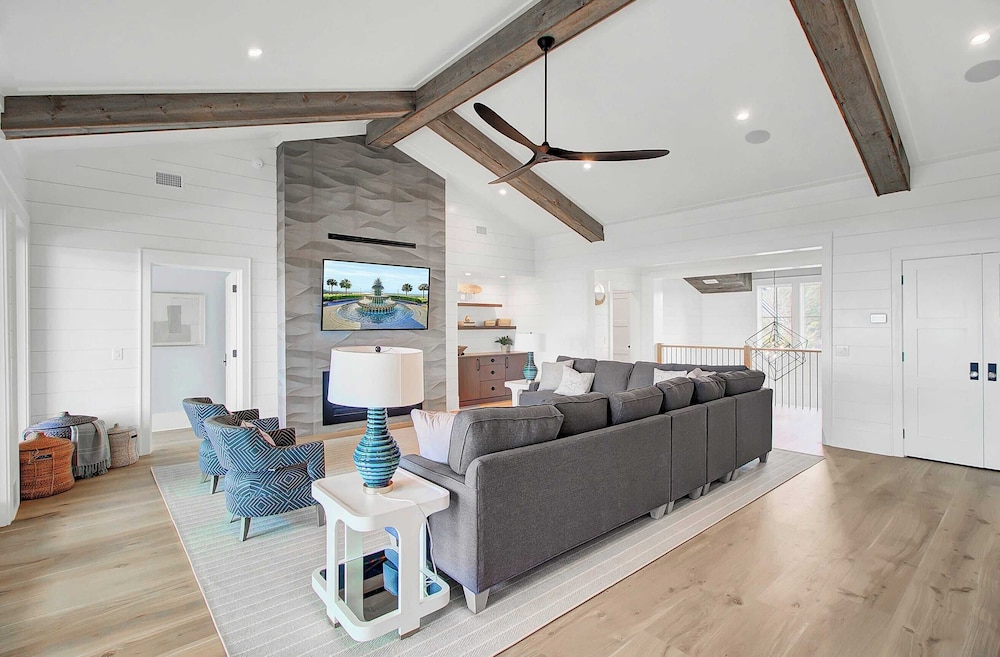 3108 Palm by Avantstay Oceanfront, Private Pool, Incredible Views