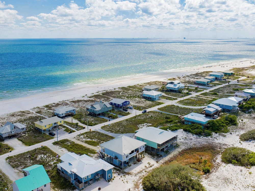 Barefeet Retreat by Southern Vacation Rentals