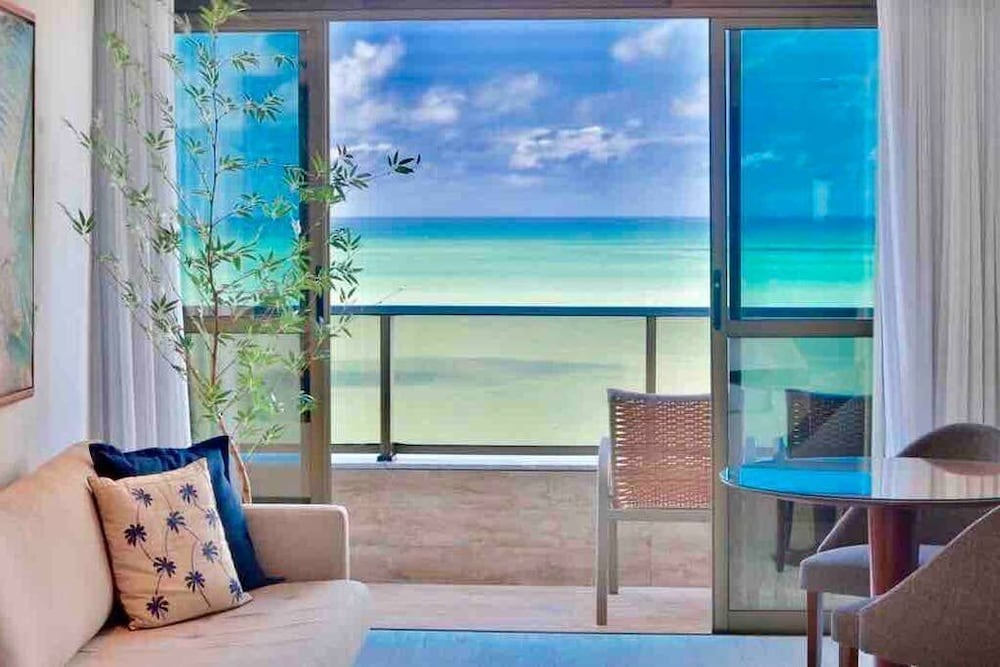 HY Beach Flats