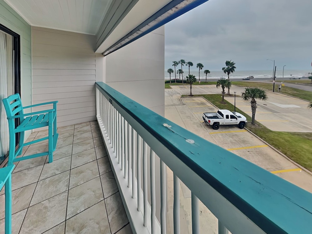 Casa Del Mar 211