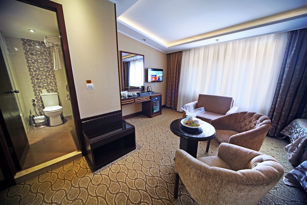 Parma Oteli Merkezi - Image 24