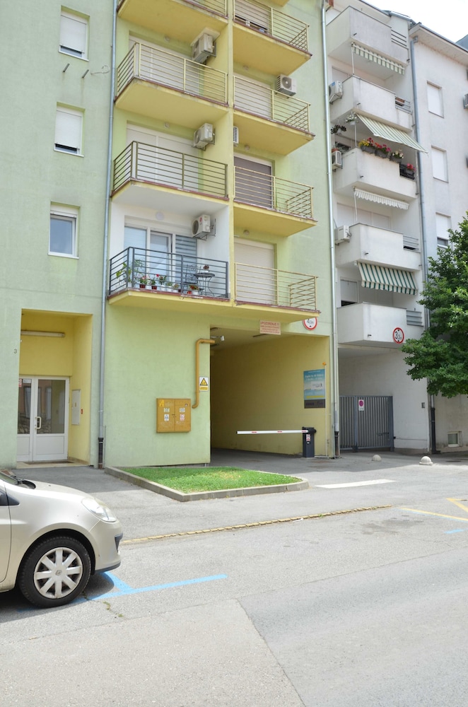 Stylish Apartments With Osijek Near Top Attractions