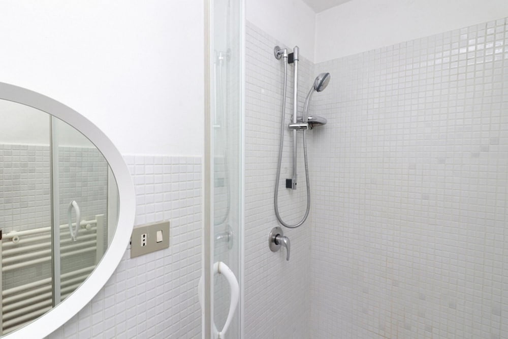 Enchanting 2BR Apt Near Pantheon Vatican