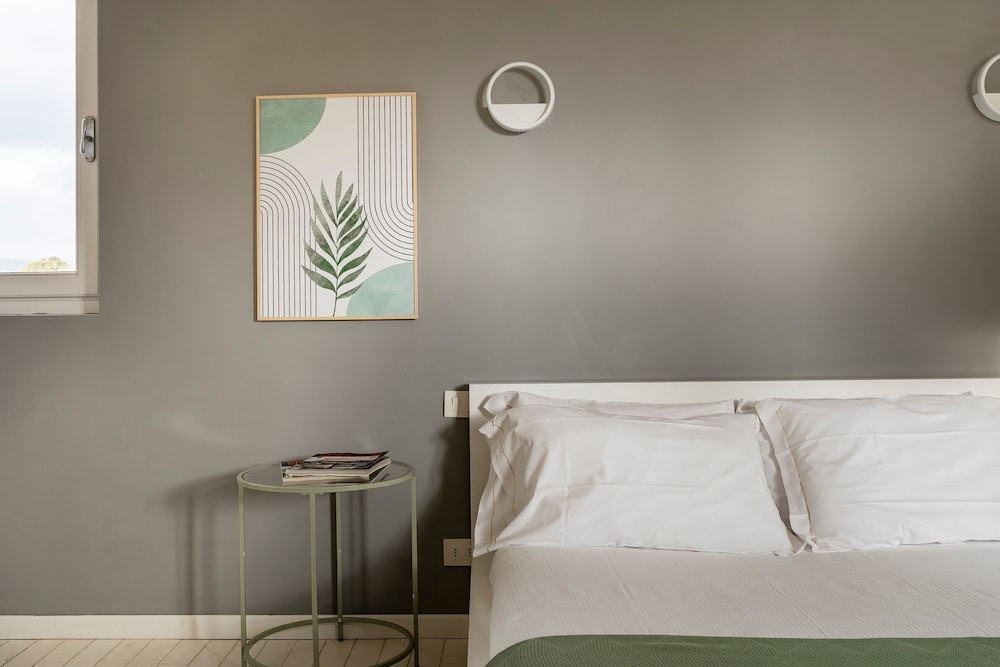Laura 10 in Firenze With 1 Bedrooms and 1 Bathrooms