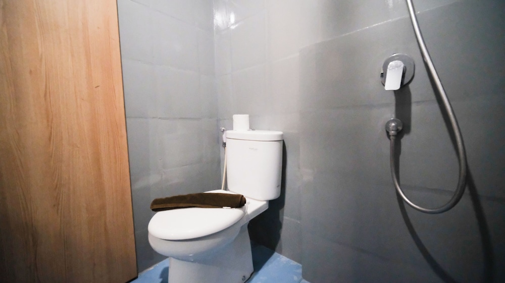 Homey And Warm Studio No Kitchen The City Square Surabaya Apartment