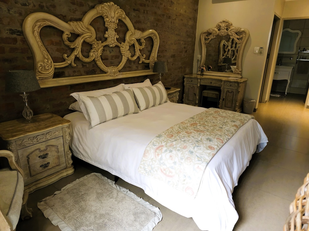 Maison de Leo Luxury Guesthouse view 3