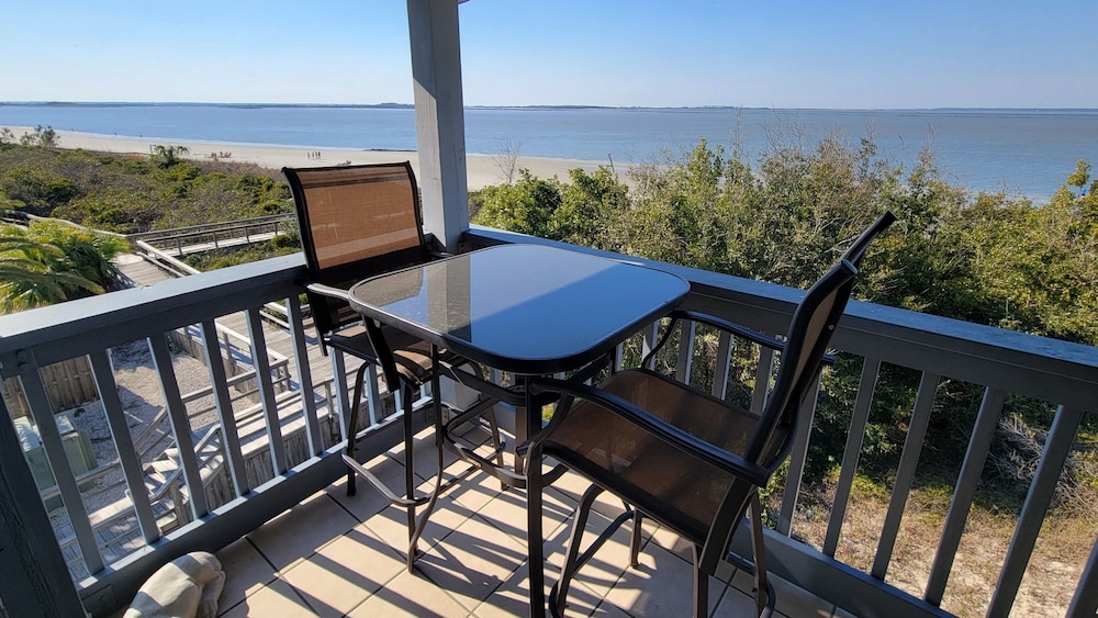 Beach Racquet B by Tybee Vacation Rentals